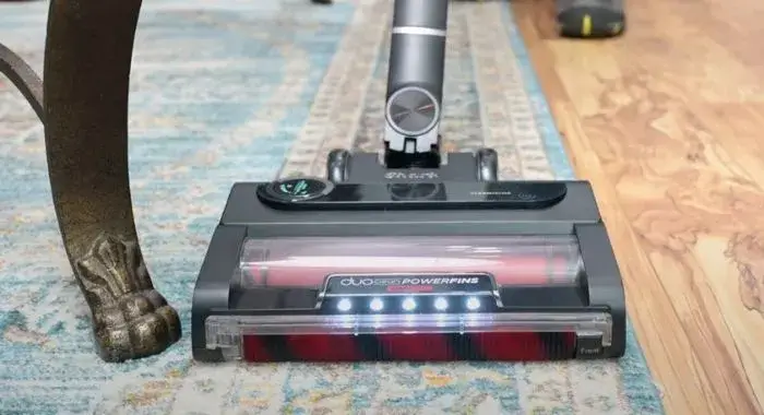 مكنسة كهربائيه