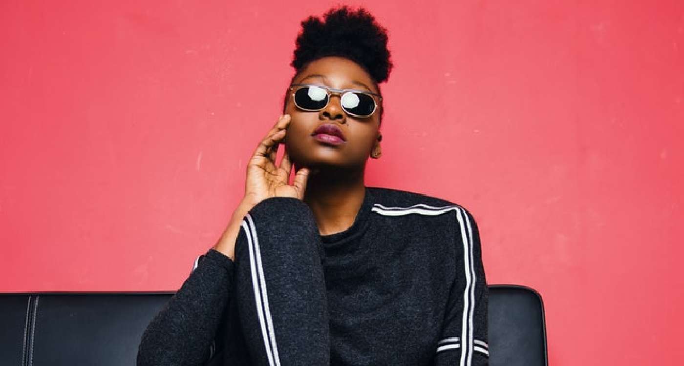 cultivate positivity and mindfulness for a more meaningful daily lifestyle